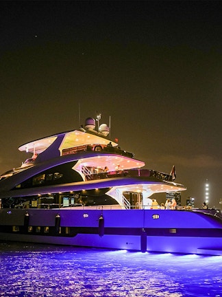 Dubai Marina Yacht Cruises